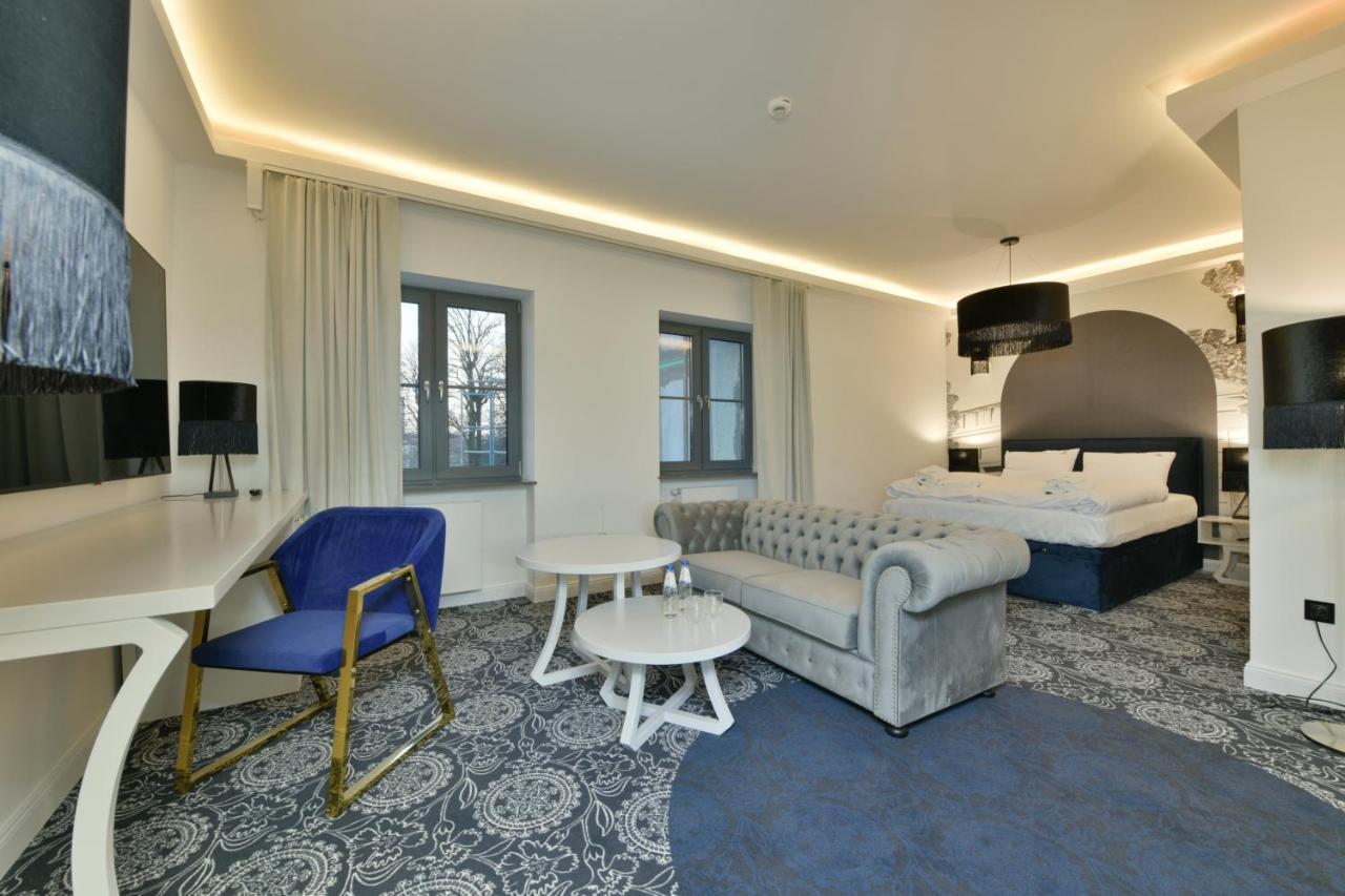 Fregata Kolobrzeg Aparthotel Exteriör bild