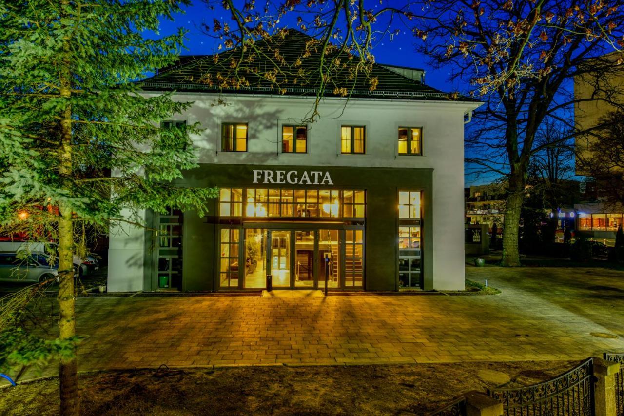 Fregata Kolobrzeg Aparthotel Exteriör bild